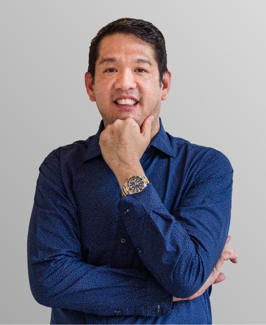 Raymond's Corporate Pic (Edited).jpeg