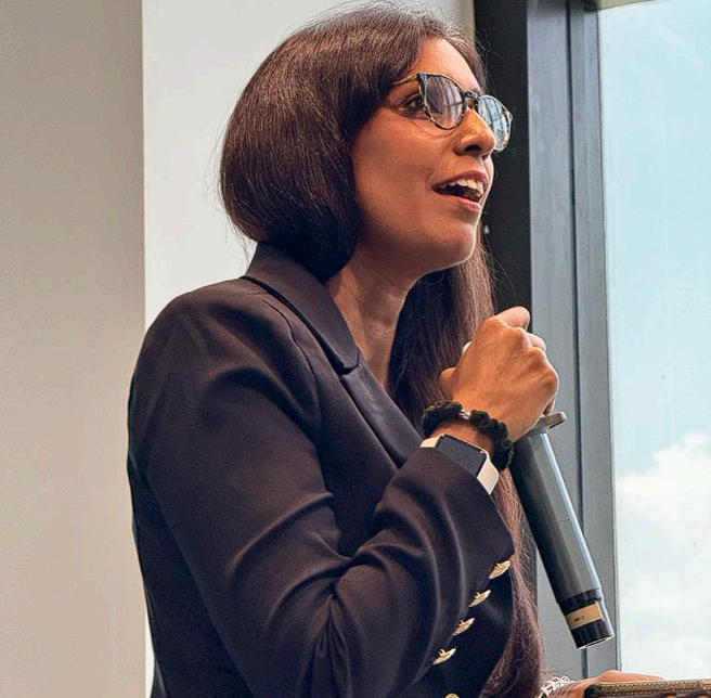 Yasmeen Miira In Action (5).png