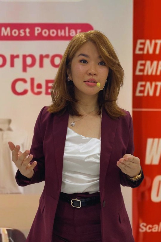M. Shane娴 - Professional Keynote Speaker and Industry Expert