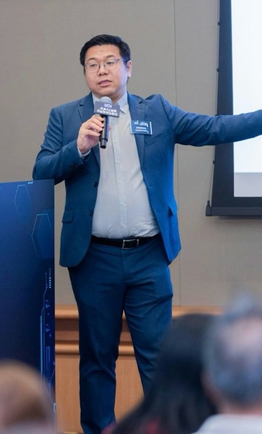 Keith Li - Professional Keynote Speaker and Industry Expert