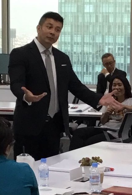 Calvin Foo - Professional Keynote Speaker and Industry Expert