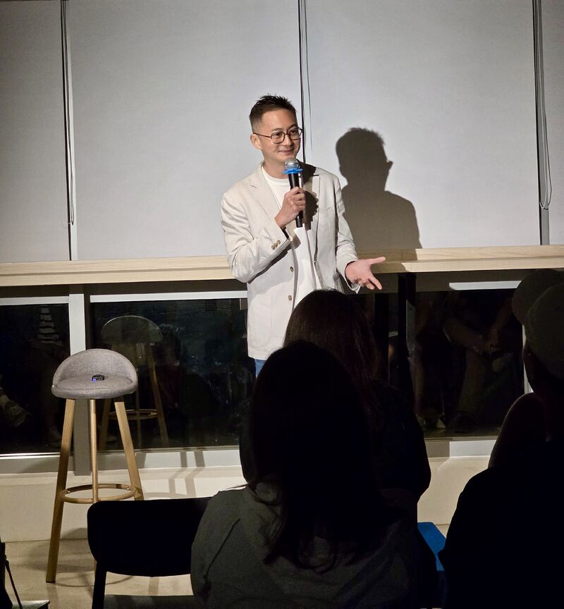 Donald Ma In Action 3.jpg