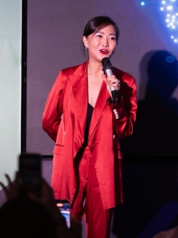 Christel Buchanan - Professional Keynote Speaker and Industry Expert